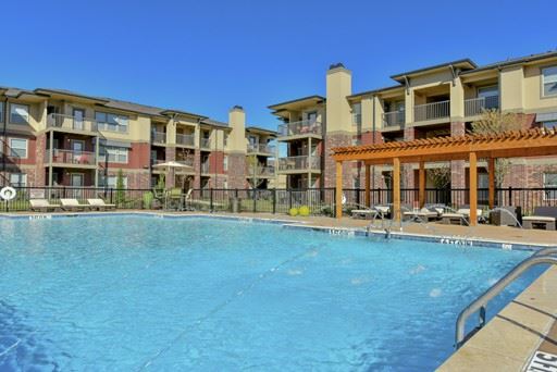 the icon apartments lubbock