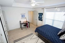 lubbock-off-campus-apartments-townhome-007A0027_171108